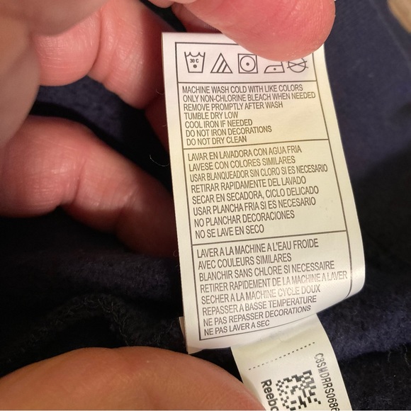 NWT St Louis Rams Jersey Hood Fleece M 7/2011 Fading Right Sleeve - Picture 6 of 10